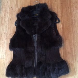 Fur vest
